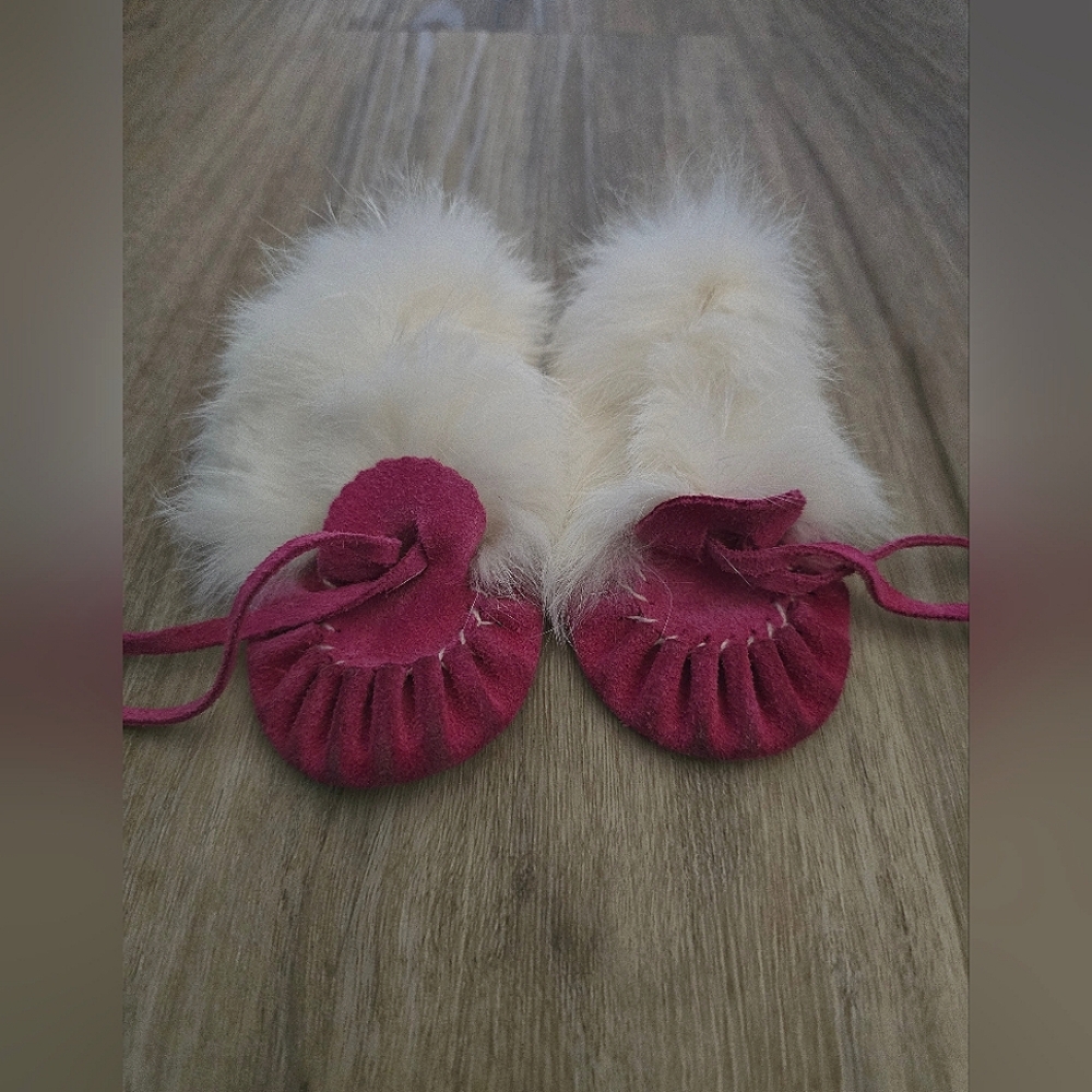 Laurentian chief Moccasins